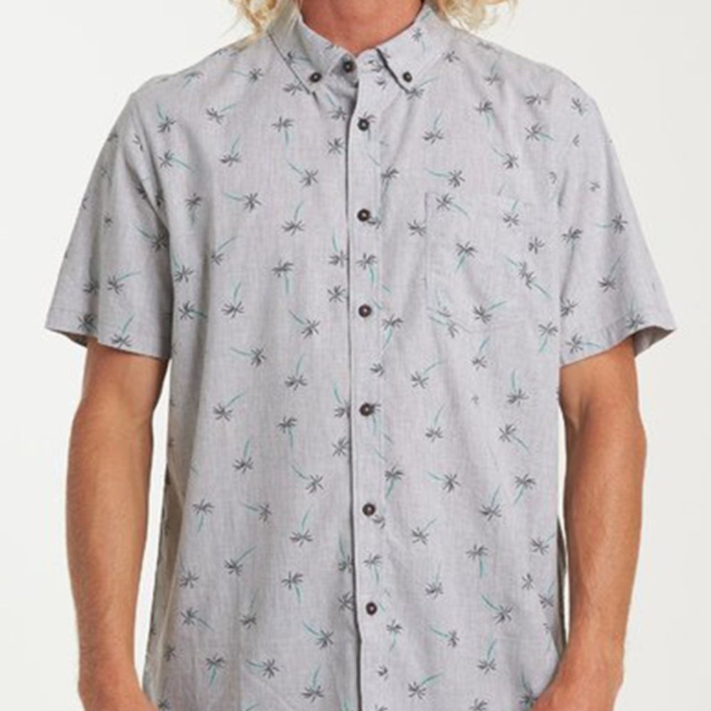 Billabong Sundays Mini Short Sleeve *NWT*